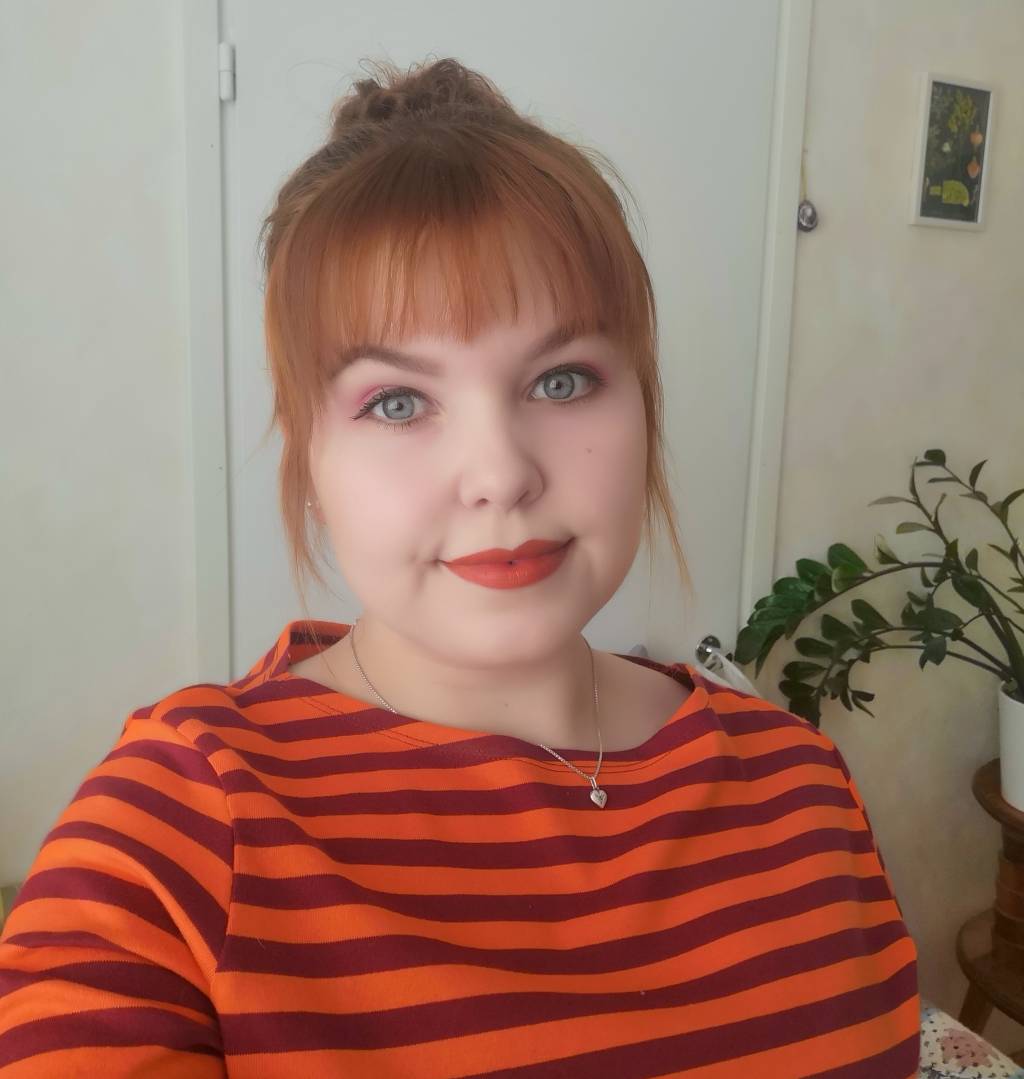 Opiskelijalähettiläs Janna.