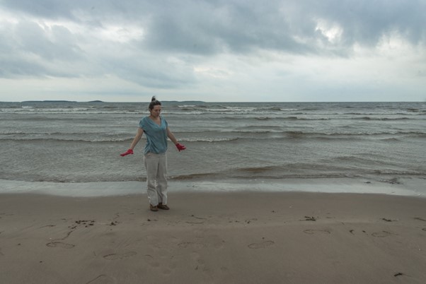 Luiza Preda on the beach