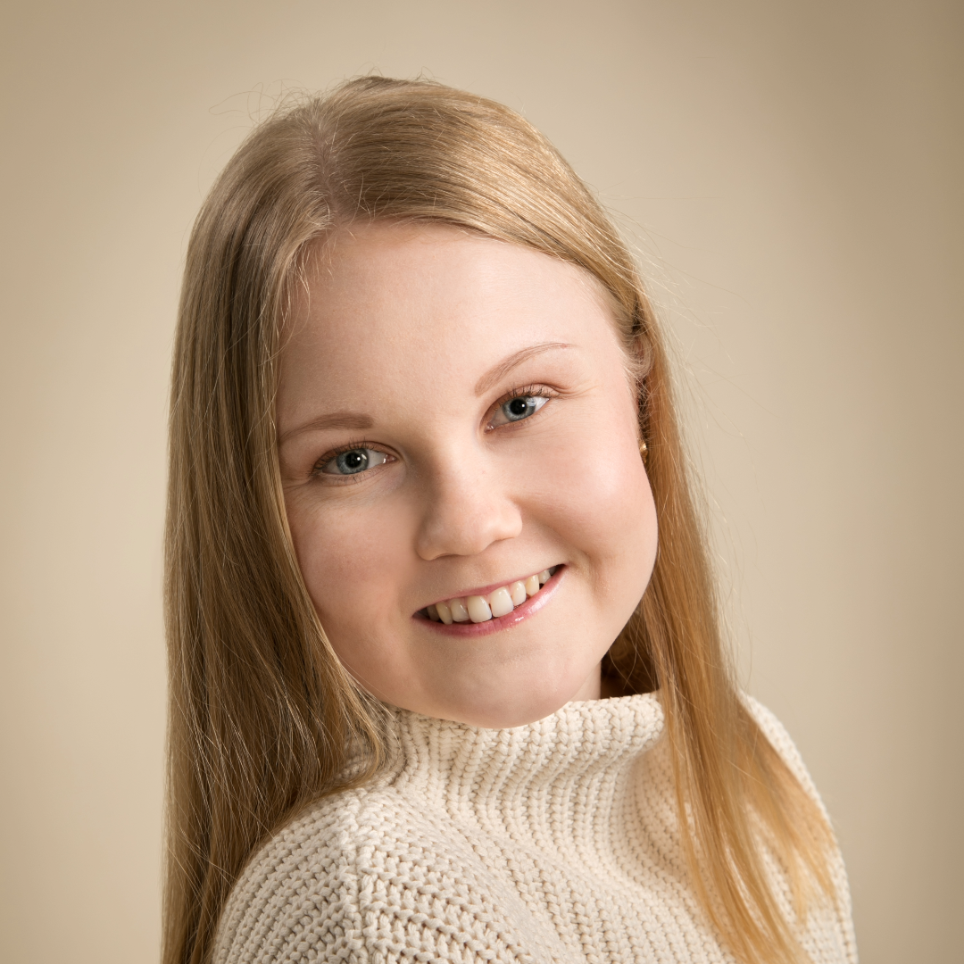 Kuva kirjoittajasta.