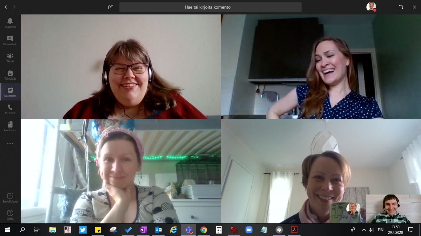 Teams -sovlluksella pidetty etäkahvitauko.