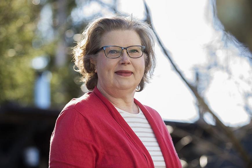 Pirkko Harsia kauniina kesäpäivänä