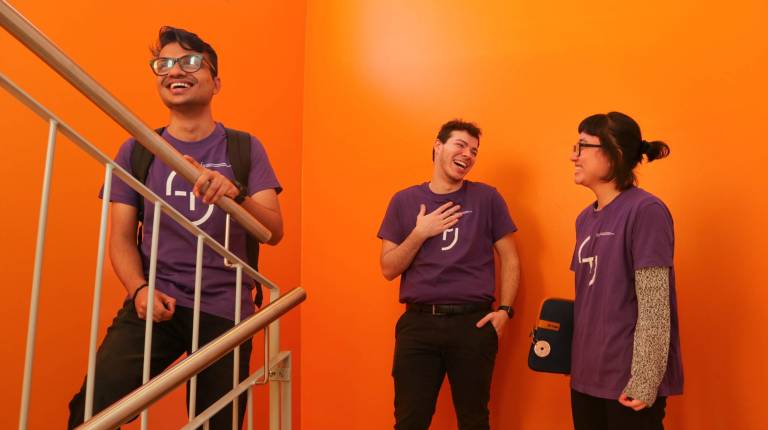 TAMK students laugh.