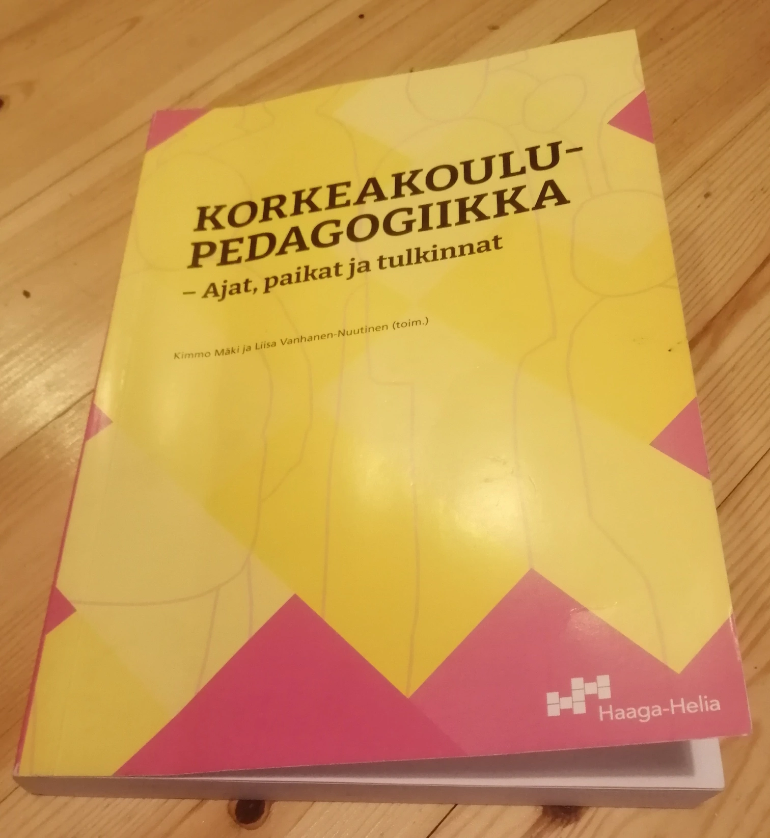 Kuva kirjan kannesta.