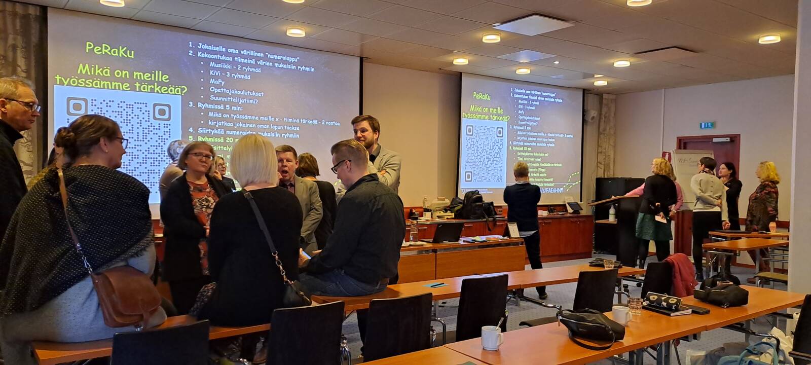 Työpajatyöskentelyä kehittämispäivässä