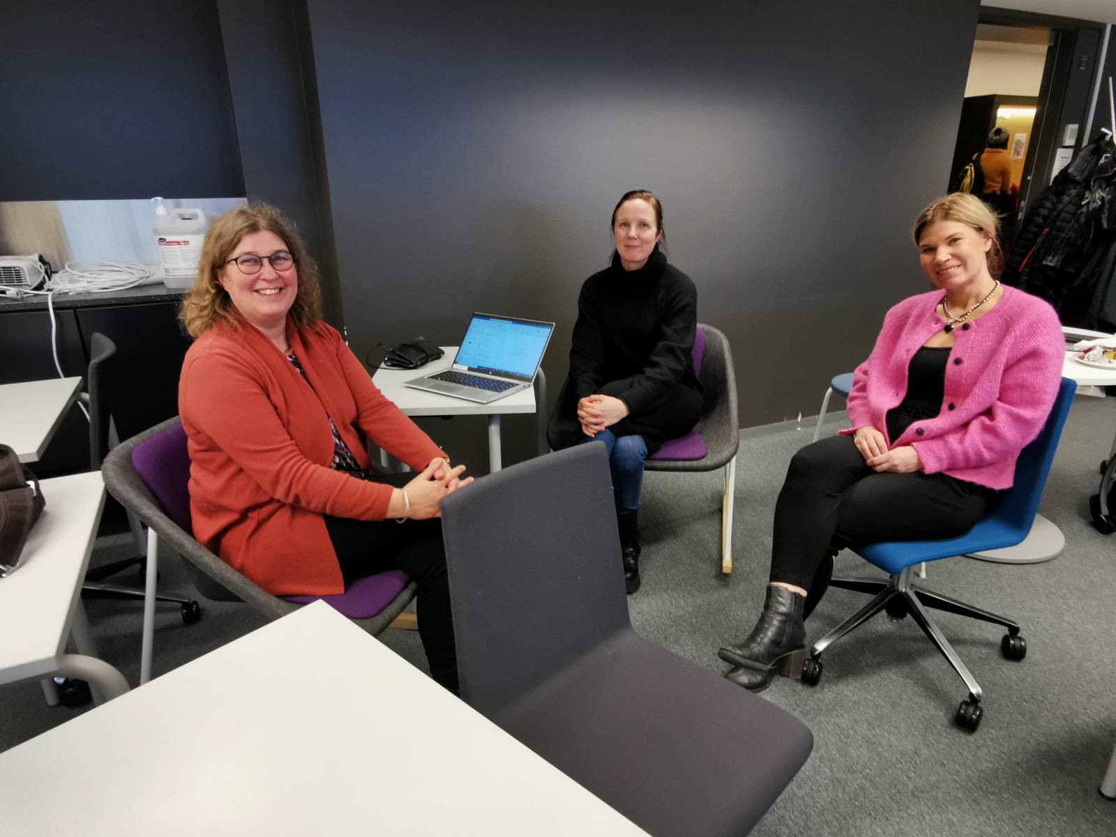 Kaisa Räty, JAMK; Sanna Ryökkynen, HAMK, Katariina Autio, Kiipula.