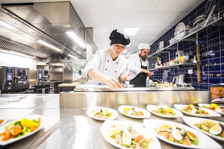 TAMKin Catering Studion toimintaa. Kuva: Jonne Renvall