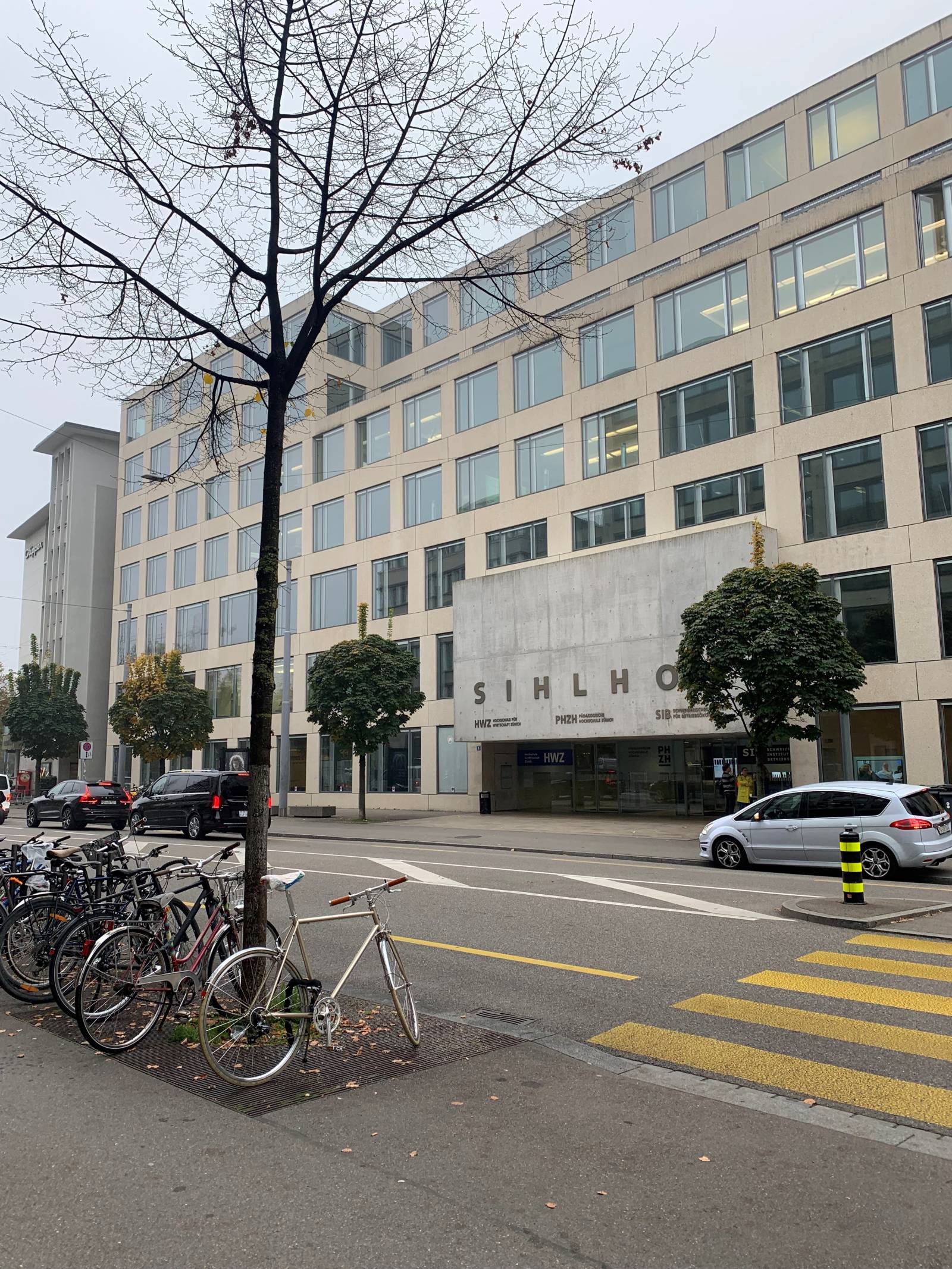 HWZ University of Applied Sciences in Business Administration Zürich (kuva: Heta Leinonen)