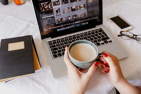 Opiskelua läppärillä