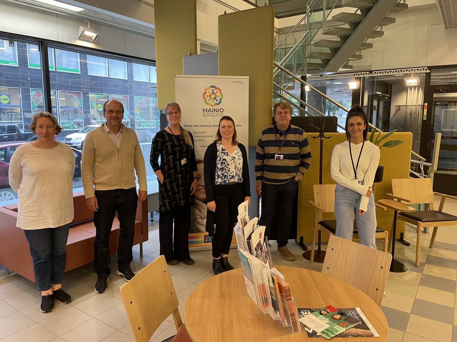 Toimijoita yhteistyössä.