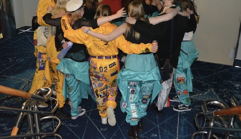 Tunnelmia haalareissa.