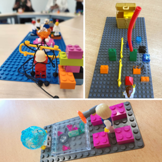 Kolme erilaista värikästä legorakennelmaa.