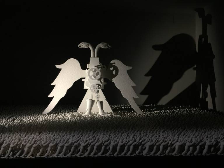 Grisha Bruskinin Scene Change-installaatio Venetsian Biennaalissa. Kuva Julia Bethwaite.